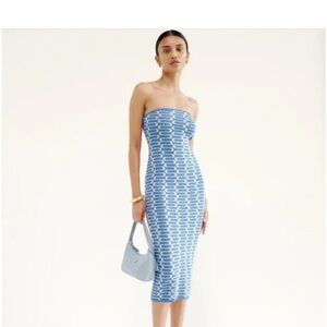 Elegant Blue Strapless Dress